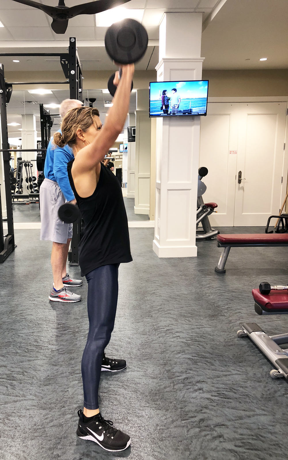 Are your leggings working as hard as you do? An active lifestyle requires a reliable  pair of leggings that fits like a glove, is easy to care for,  keeps you dry and comfortable,  and looks great  in the gym and beyond.